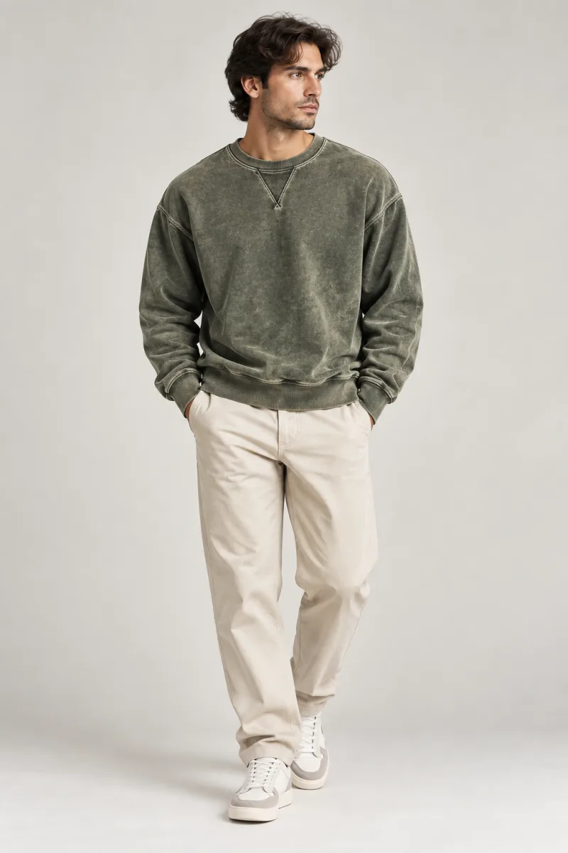 Men's green crew-neck sweatshirt